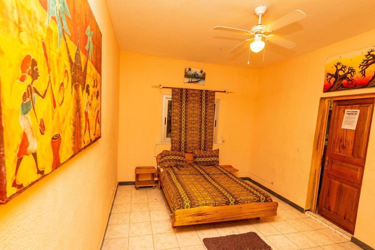 Auberge Africa Thiossane Saly Portudal Buitenkant foto